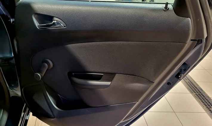 Opel Astra cena 24900 przebieg: 273000, rok produkcji 2015 z Łódź małe 277